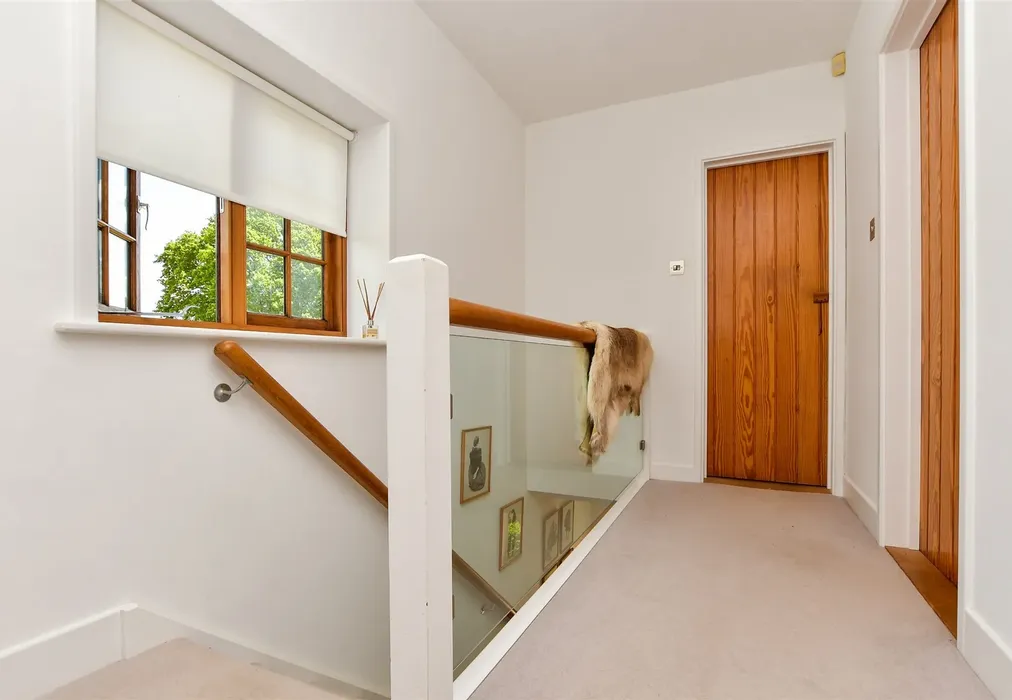 Hallway - Cranbrook, Kent - Wards of Kent