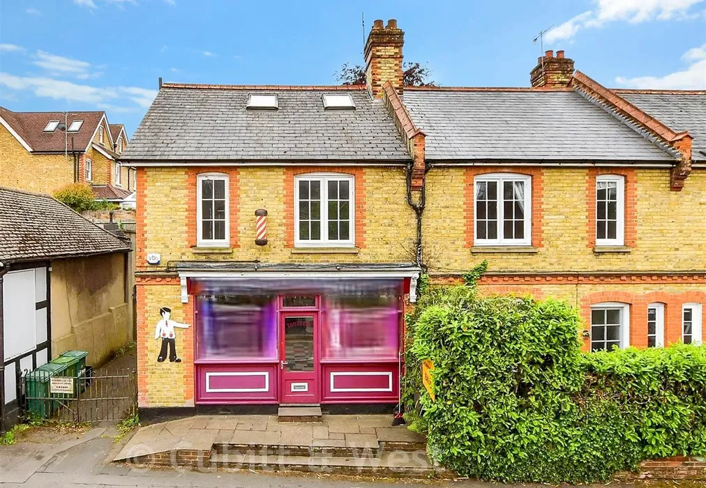 Front Web - Lesbourne Road, Reigate, Surrey - Wards of Kent