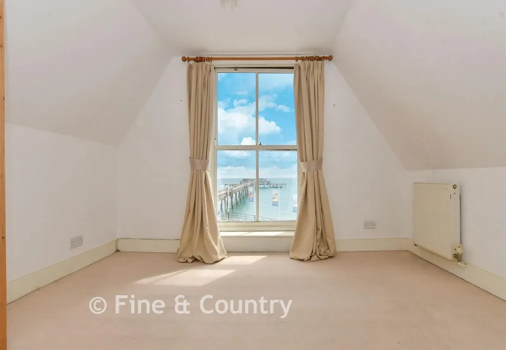 Bedroom 4 - Beach Street, Deal, Kent - Wards of Kent
