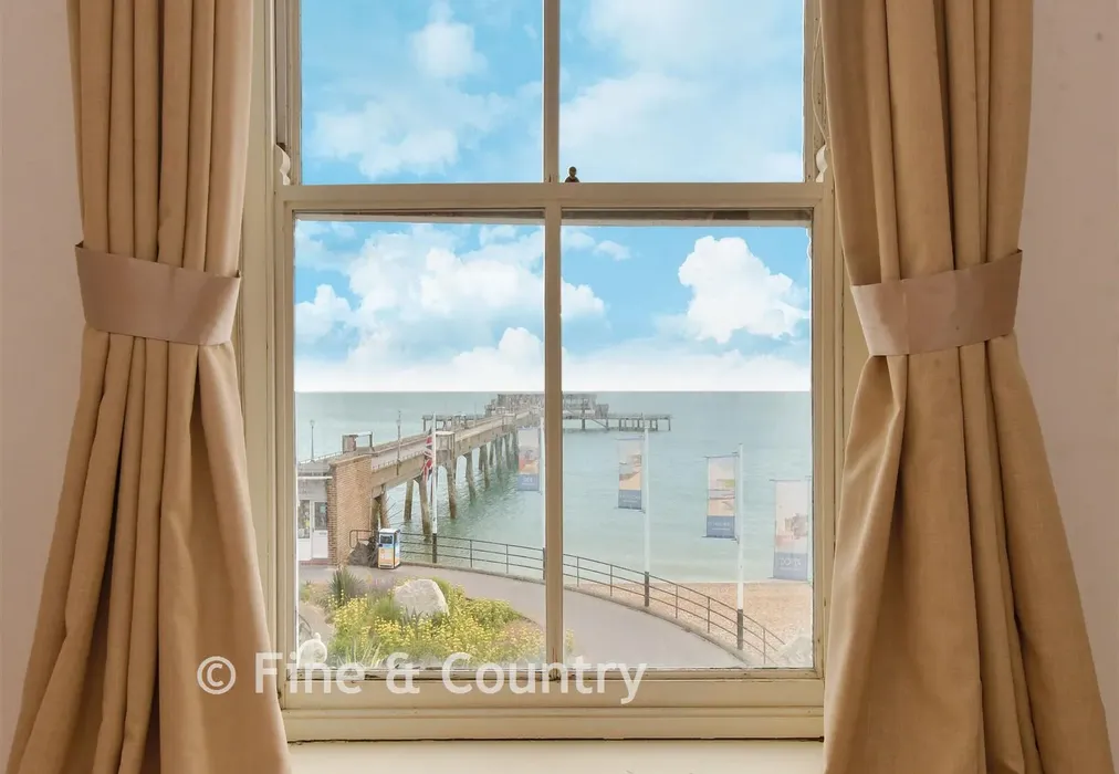 Internal Lifestyle Photograph - Beach Street, Deal, Kent - Wards of Kent