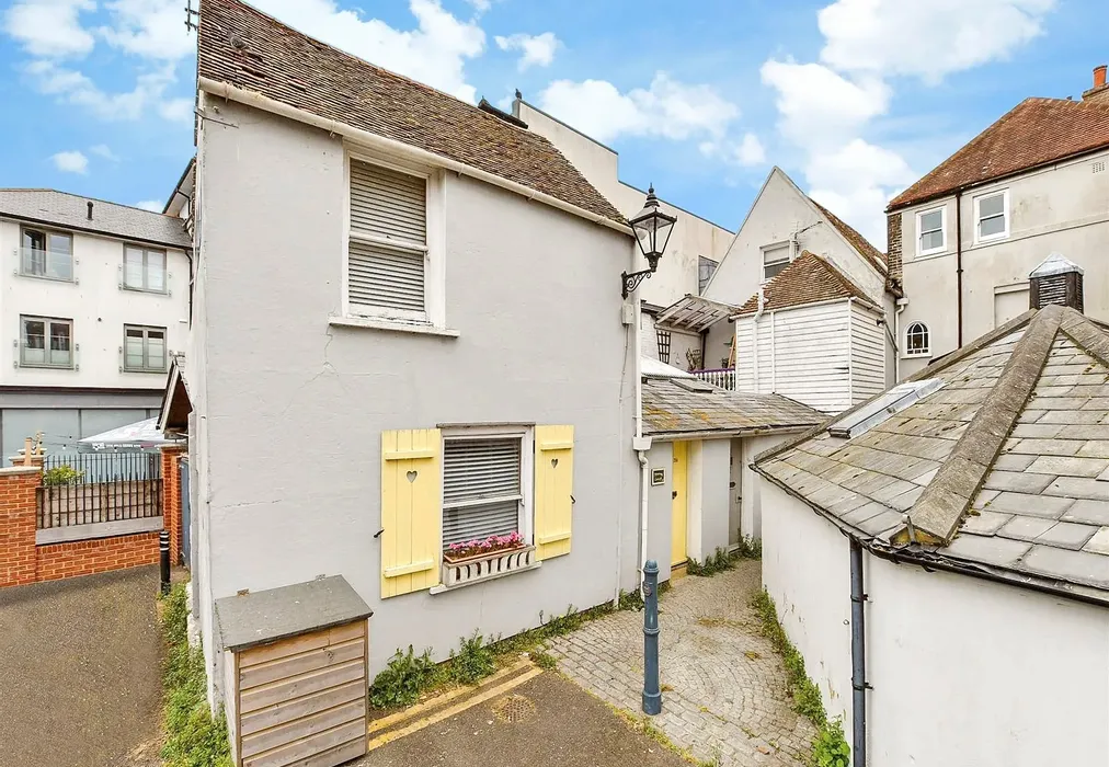 Annexe - Beach Street, Deal, Kent - Wards of Kent
