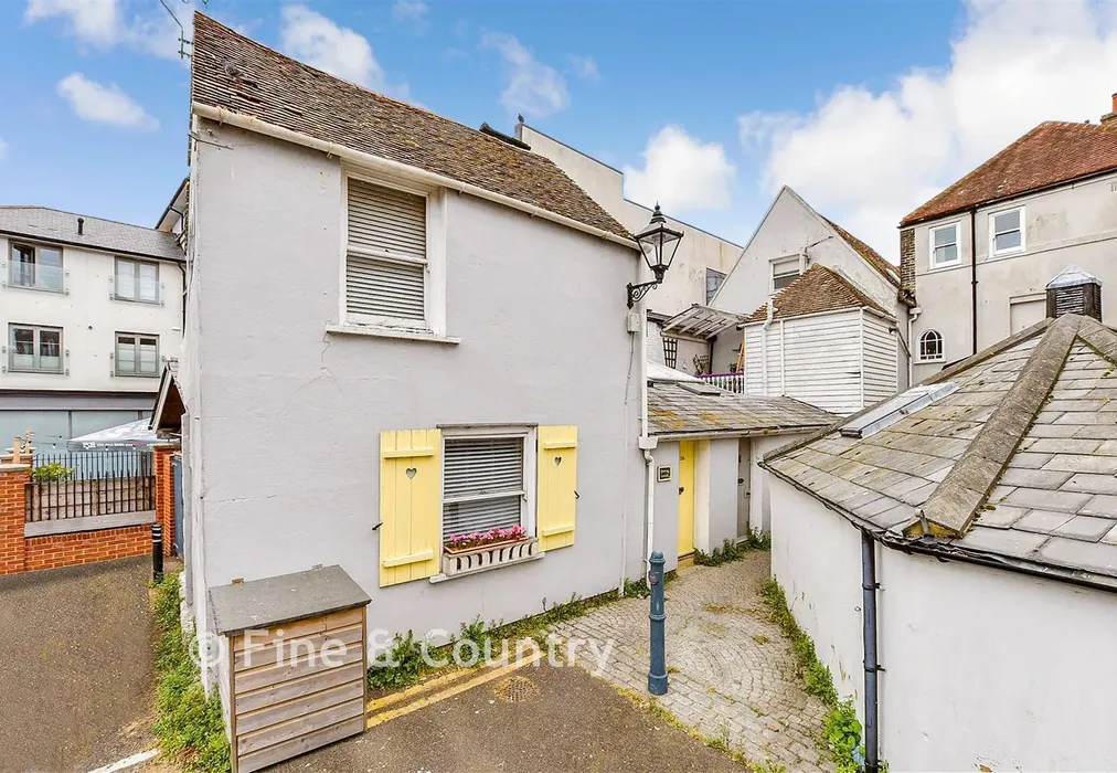 Annexe - Beach Street, Deal, Kent - Wards of Kent