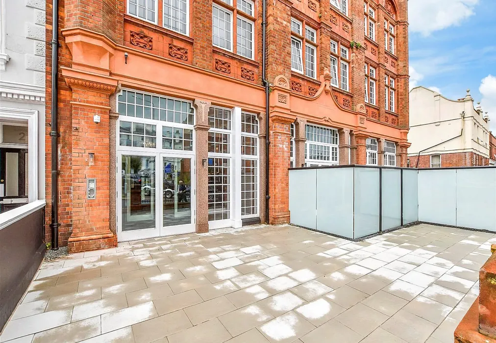 External Feature - The Carriage House, Grosvenor Road, Tunbridge Wells, Kent - Wards of Kent