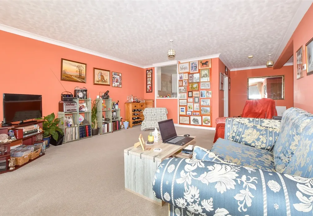 Living Room/Diner - West Terrace, Folkestone, Kent - Wards of Kent