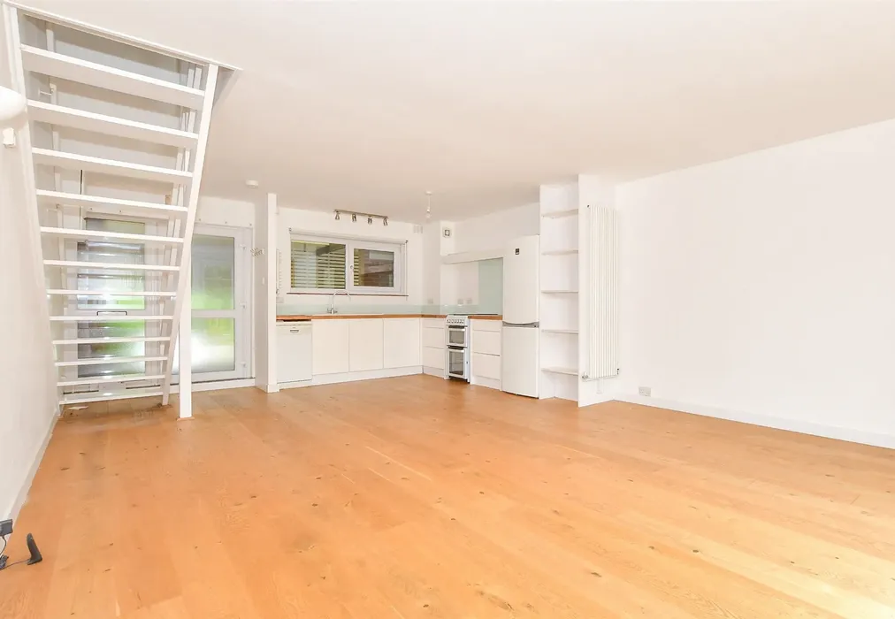 Lounge/Kitchen/Diner - Grimston Gardens, Folkestone, Kent - Wards of Kent