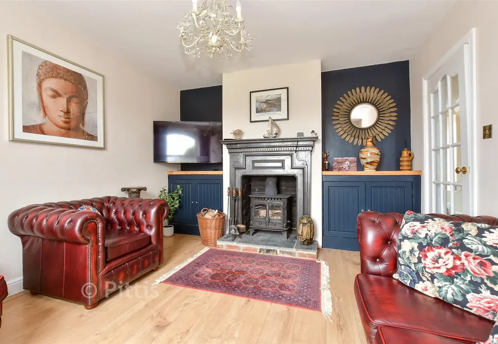 Lounge - Victoria Road, Freshwater, Isle of Wight - Wards of Kent