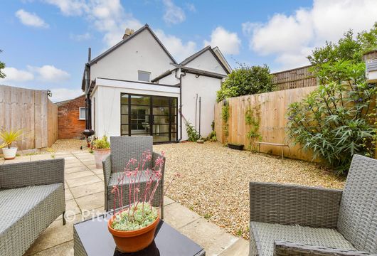 Victoria Road, Freshwater, Isle of Wight - Wards of Kent