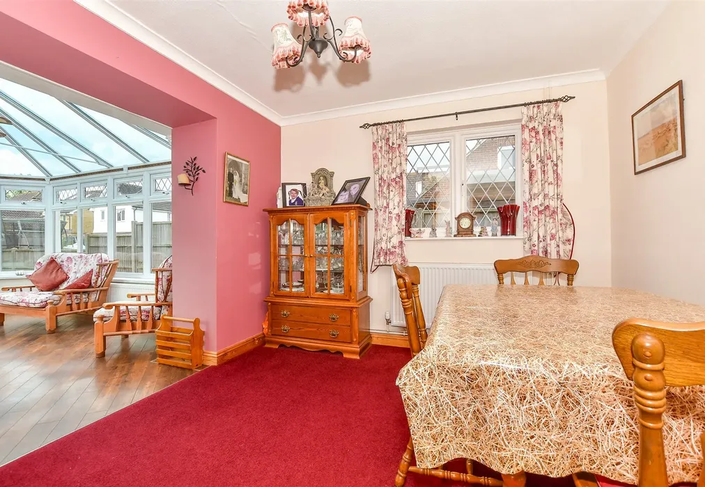 Dining Area - Station Road, Headcorn, Ashford, Kent - Wards of Kent