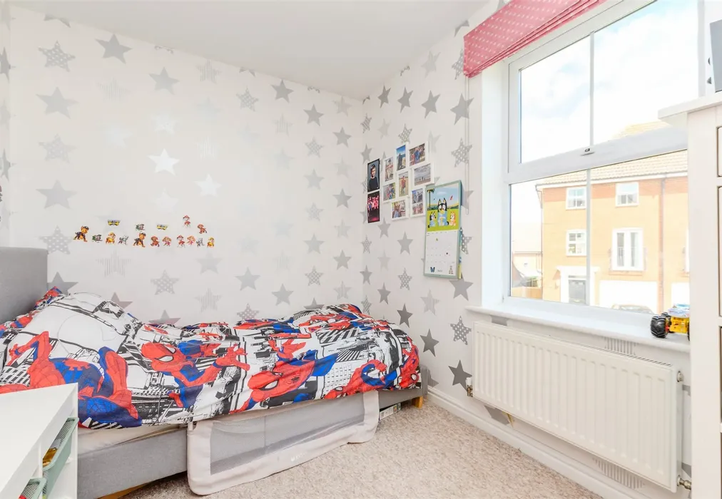 Bedroom 3 - Toad Hall Crescent, Chattenden, Rochester, Kent - Wards of Kent