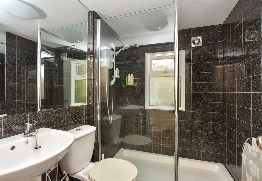 Shower Room - Otterham Quay Lane, Rainham, Gillingham, Kent - Wards of Kent
