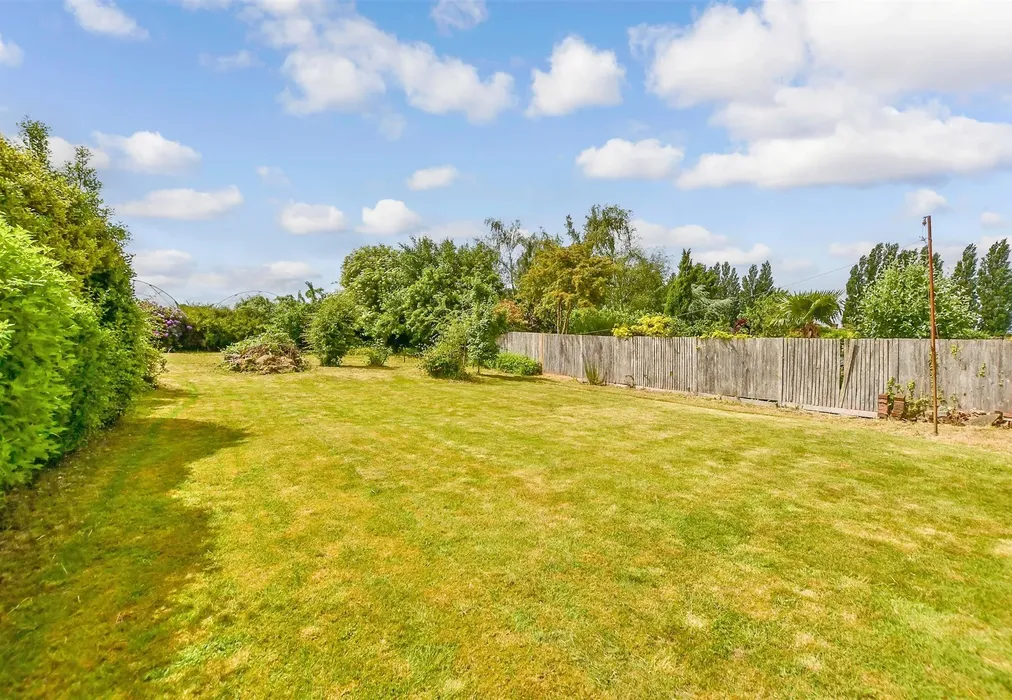 Rear Garden - Haste Hill Road, Boughton Monchelsea, Maidstone, Kent - Wards of Kent