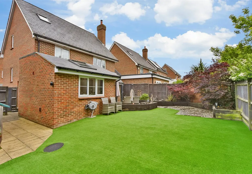 Rear Garden - Oaklands, Loose, Maidstone, Kent - Wards of Kent