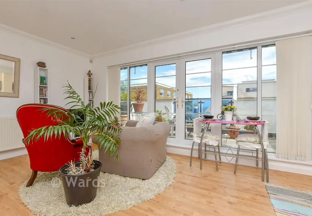 Kitchen/Dining Room - Eastern Esplanade, Broadstairs, Kent - Wards of Kent