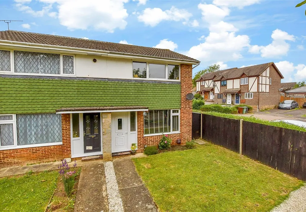 Front Web - Newbury Avenue, Maidstone, Kent - Wards of Kent