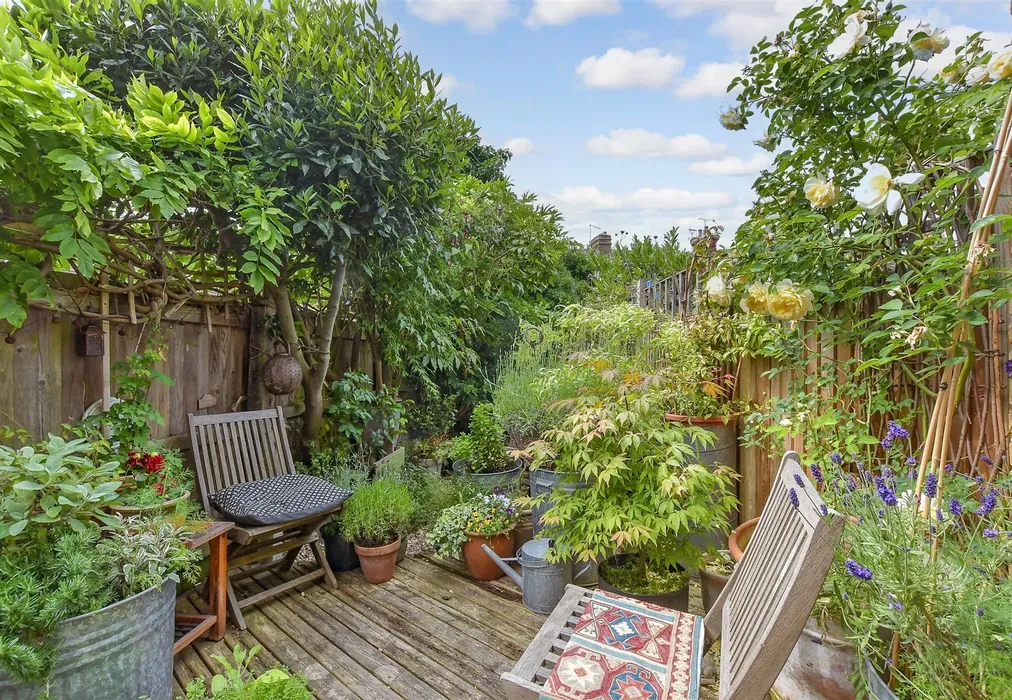 Rear Garden - Sydenham Street, Whitstable, Kent - Wards of Kent