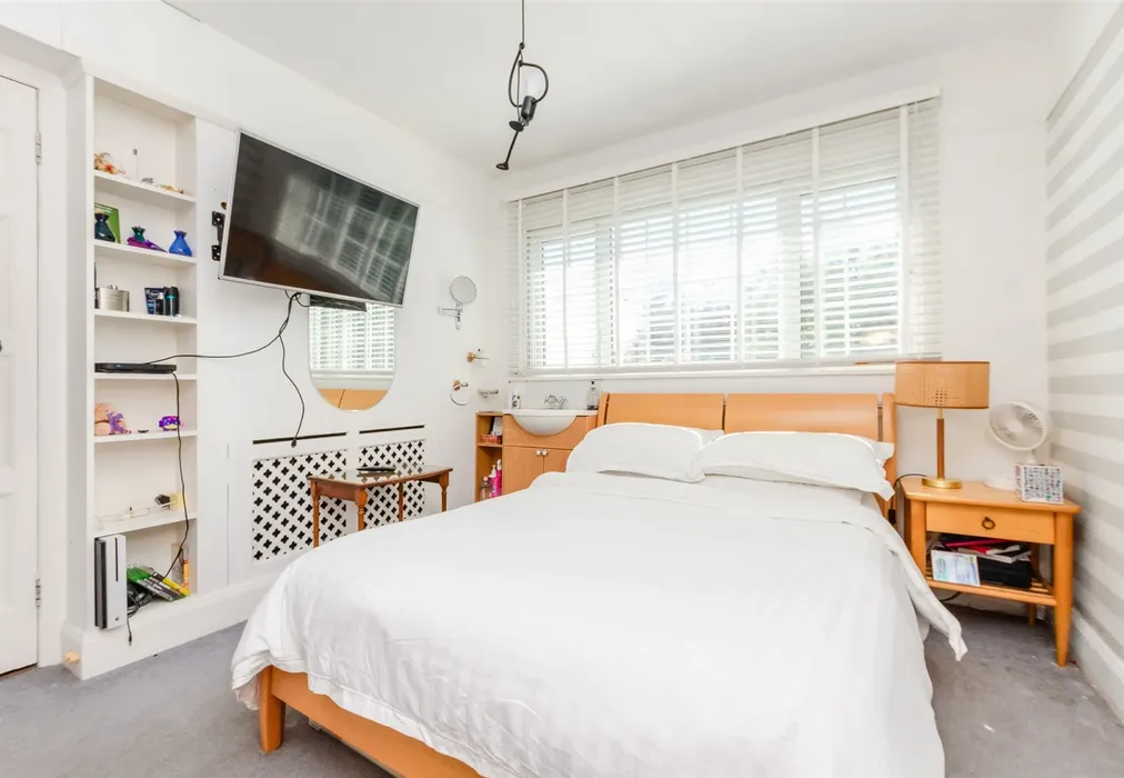 Bedroom 2 - Coronation Close, Bexley, Kent - Wards of Kent