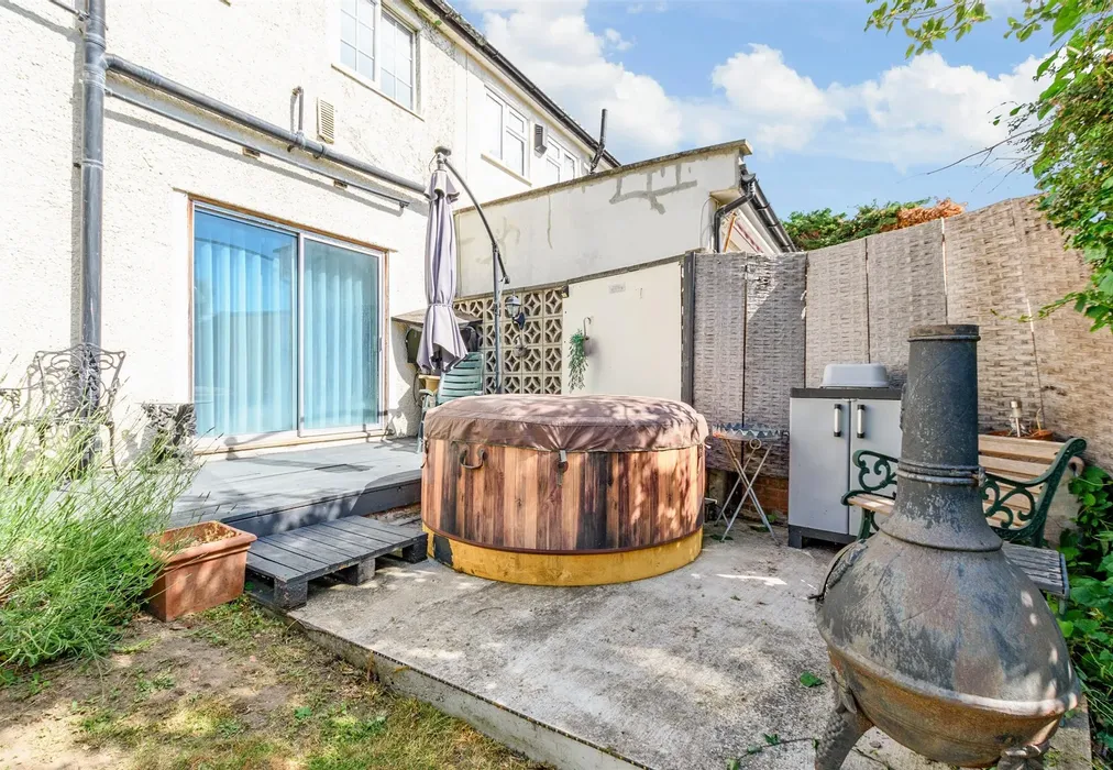 Patio / Decking - Coronation Close, Bexley, Kent - Wards of Kent