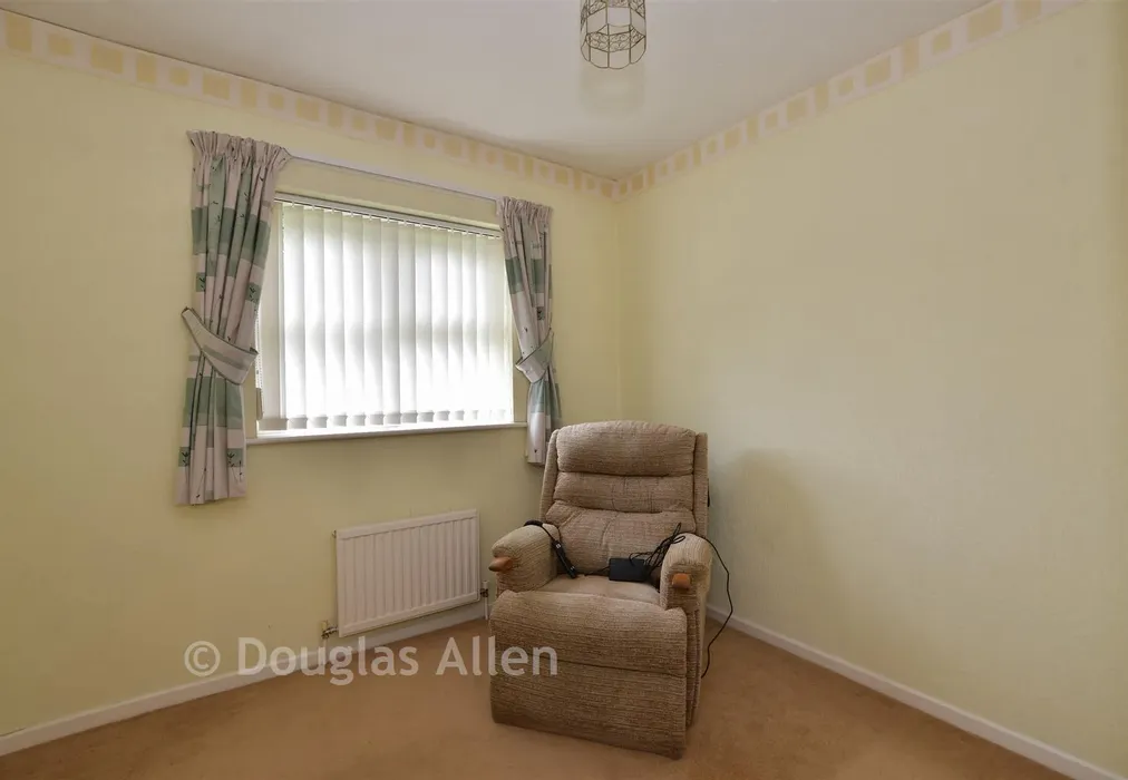 Bedroom 2 - Abbs Cross Gardens, Hornchurch, Essex - Wards of Kent