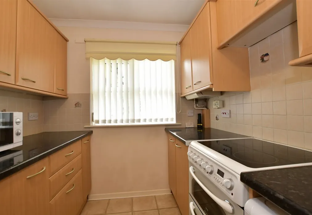 Kitchen - Abbs Cross Gardens, Hornchurch, Essex - Wards of Kent