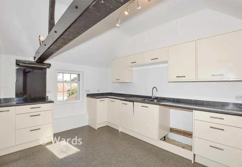 Kitchen - High Street, Hadlow, Tonbridge, Kent - Wards of Kent