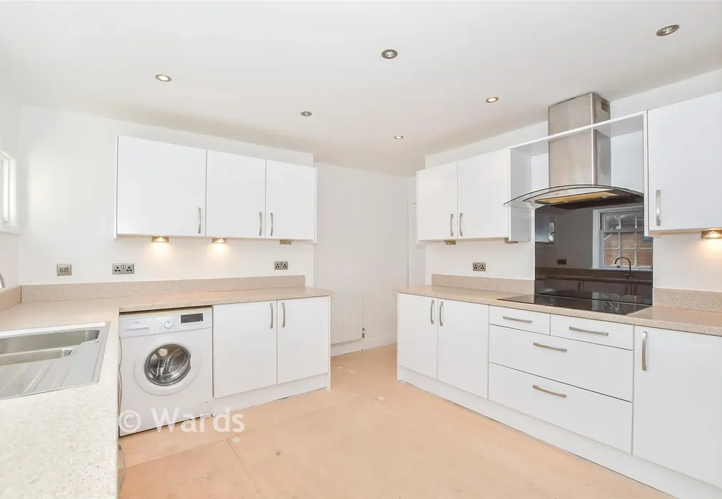 Kitchen - High Street, Hadlow, Tonbridge, Kent - Wards of Kent