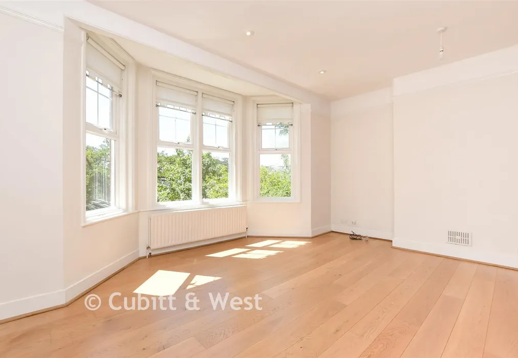 Kitchen Lounge/Diner - Doods Road, Reigate, Surrey - Wards of Kent