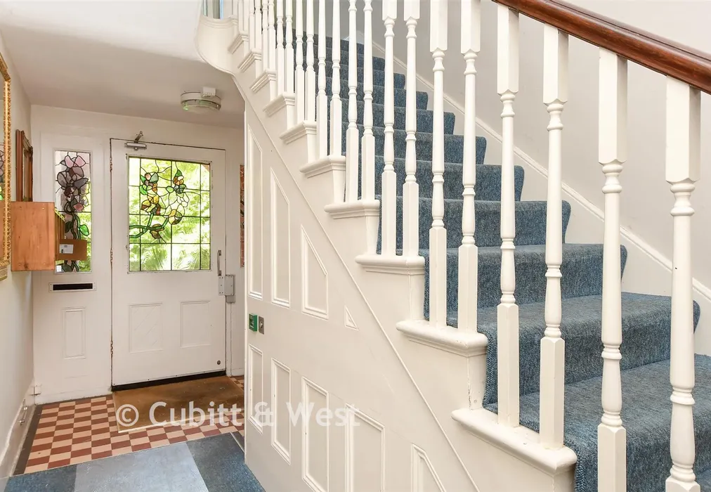 Internal Feature - Doods Road, Reigate, Surrey - Wards of Kent