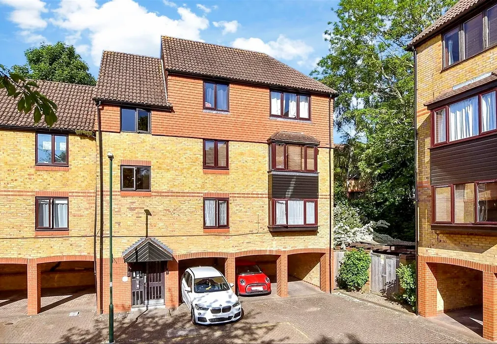 External (Web) - Cliffe Walk, Sutton, Surrey - Wards of Kent