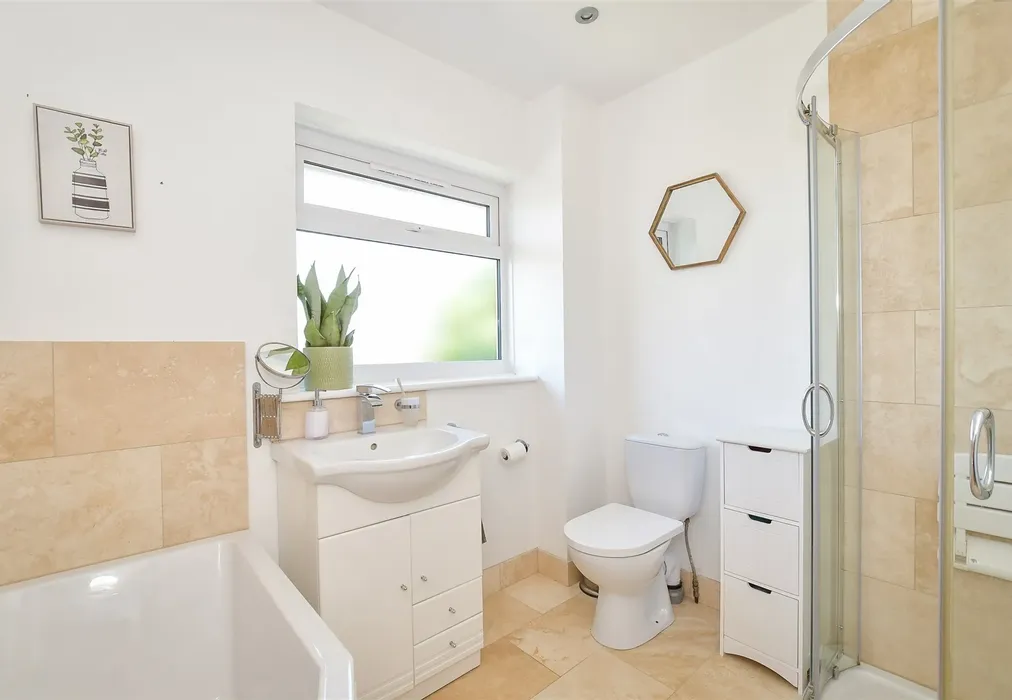 Bathroom - Poplar Grove, Hayling Island, Hampshire - Wards of Kent
