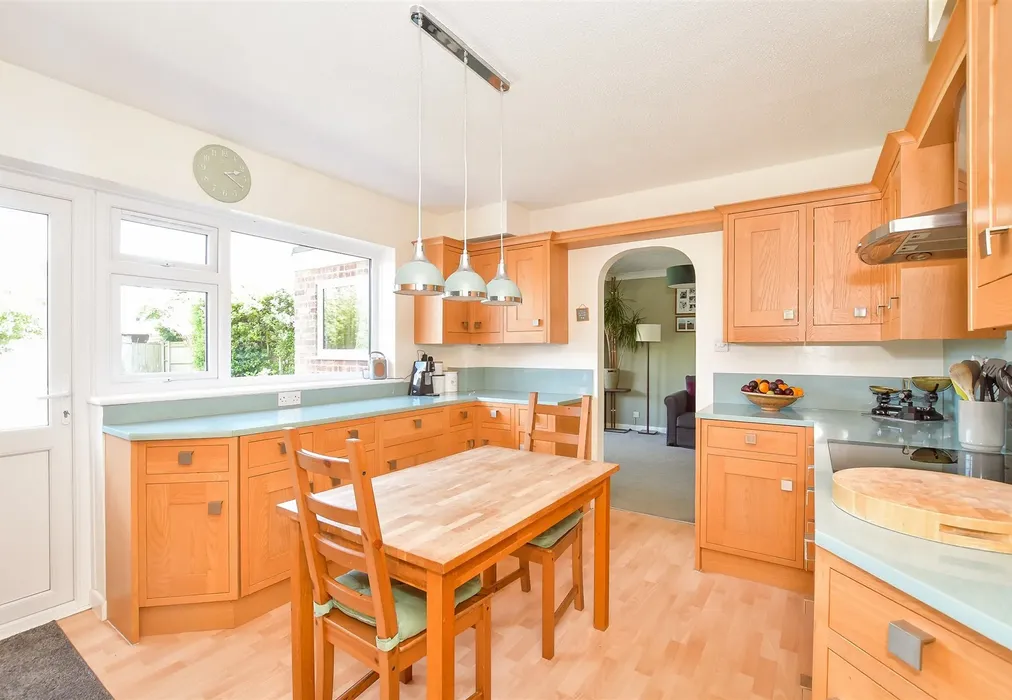 Kitchen - Poplar Grove, Hayling Island, Hampshire - Wards of Kent