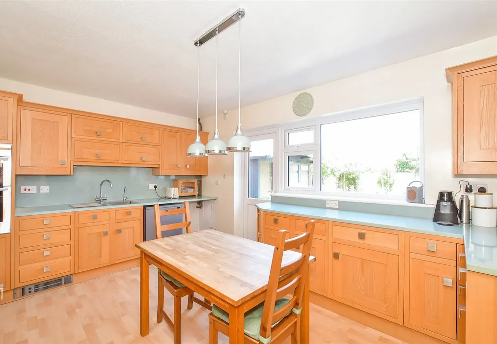 Kitchen - Poplar Grove, Hayling Island, Hampshire - Wards of Kent