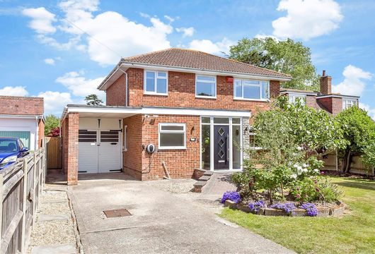 Poplar Grove, Hayling Island, Hampshire - Wards of Kent