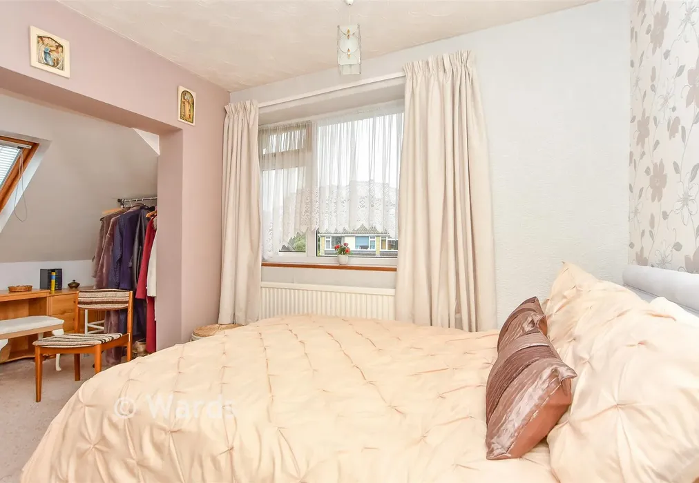 Bedroom 2 - Stephens Close, Faversham, Kent - Wards of Kent