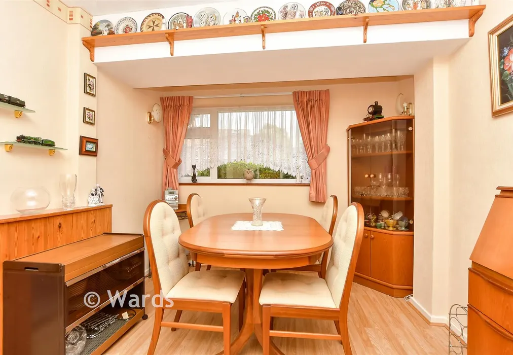 Dining Room - Stephens Close, Faversham, Kent - Wards of Kent