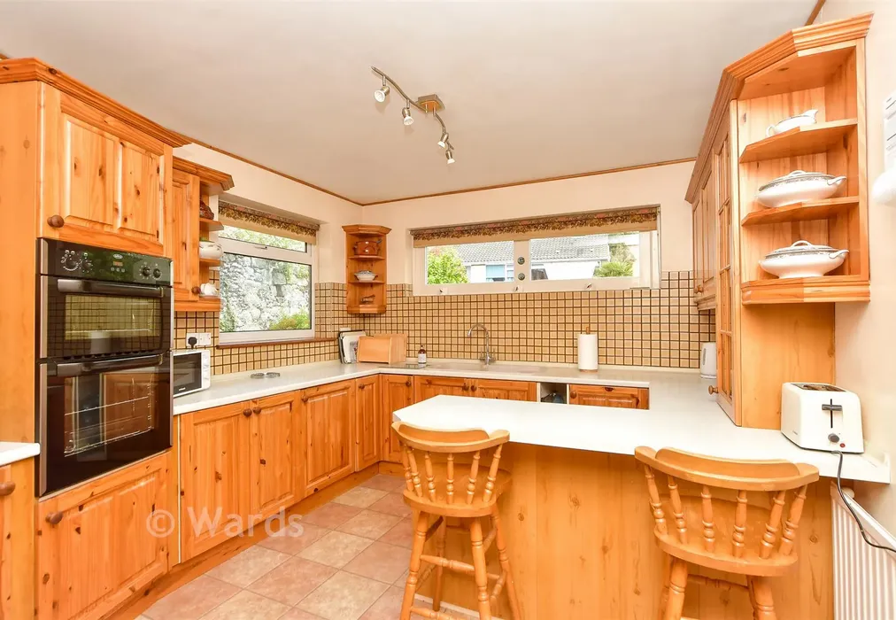 Kitchen/Breakfast Room - Stephens Close, Faversham, Kent - Wards of Kent