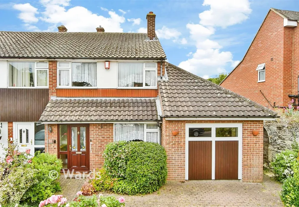 External (Web) - Stephens Close, Faversham, Kent - Wards of Kent
