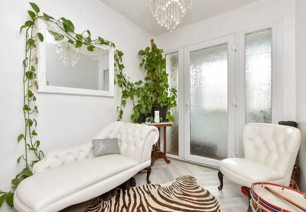 Hallway - Dane Road, Minnis Bay, Birchington, Kent - Wards of Kent