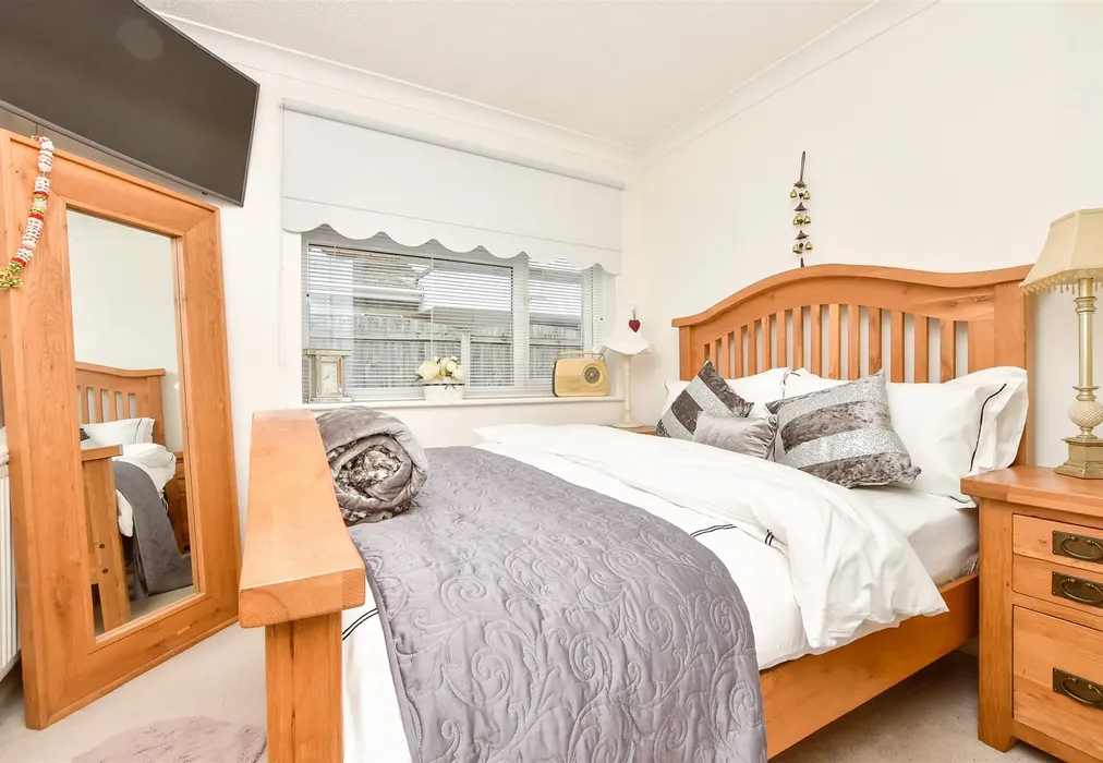 Bedroom 2 - Dane Road, Minnis Bay, Birchington, Kent - Wards of Kent