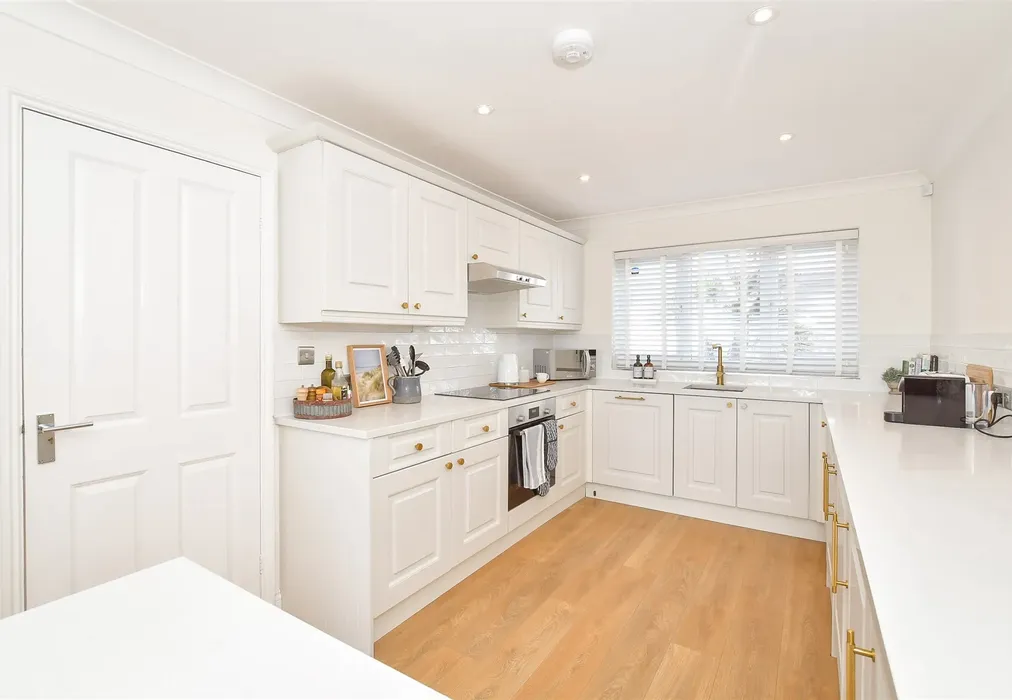 Kitchen/ Dining Area - Hillfield Road, Selsey, Chichester, West Sussex - Wards of Kent