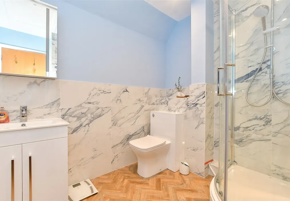 Shower Room - River Road, Littlehampton, West Sussex - Wards of Kent