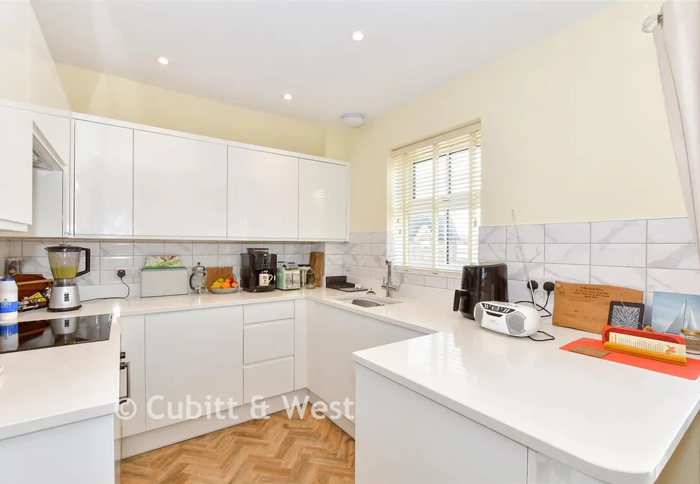 Lounge/Kitchen - River Road, Littlehampton, West Sussex - Wards of Kent