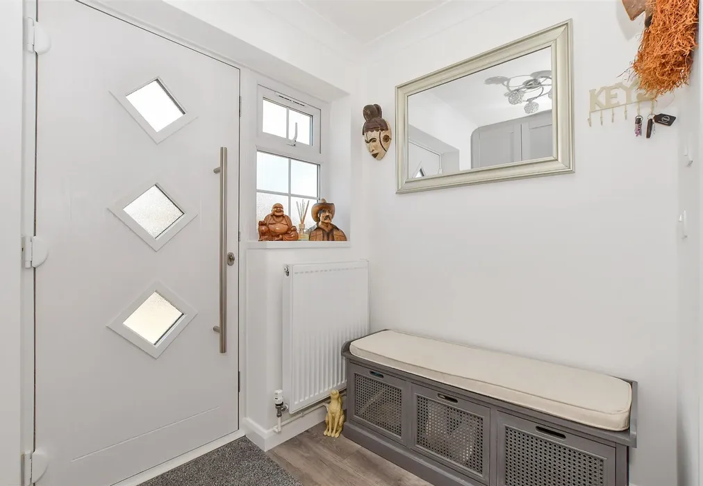 Entrance Hall - Pleasance Road North, Lydd-On-Sea, Romney Marsh, Kent - Wards of Kent