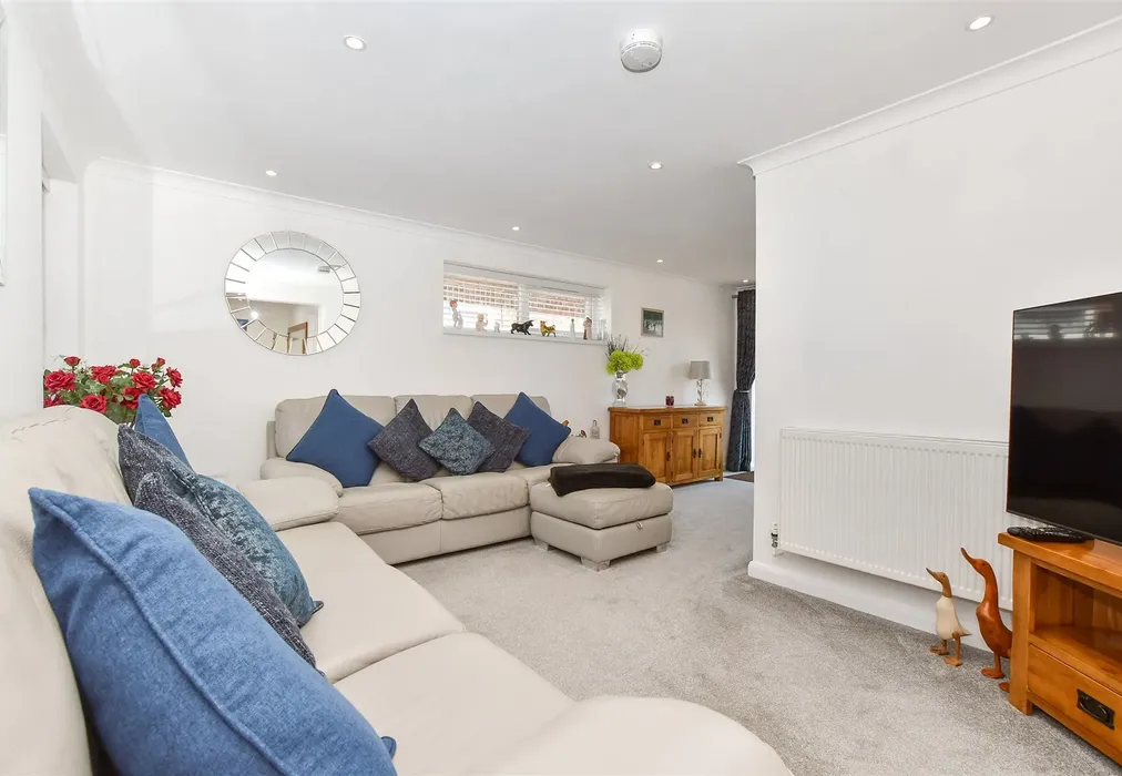 Lounge - Pleasance Road North, Lydd-On-Sea, Romney Marsh, Kent - Wards of Kent
