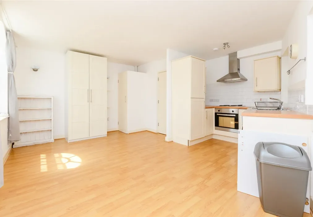 Lounge/Kitchen/Diner - New Road, Rochester, Kent - Wards of Kent