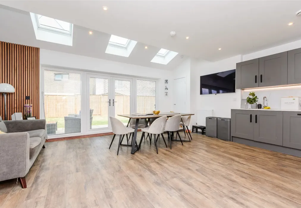 Kitchen/Diner - Glenway road, Rochester, Kent - Wards of Kent