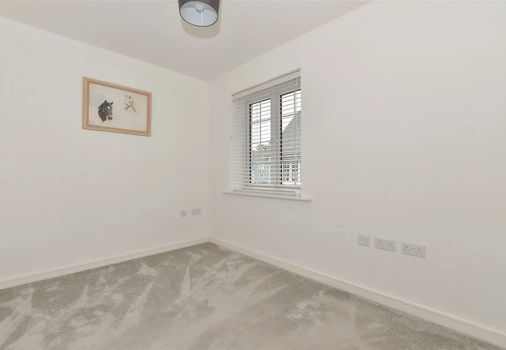 Bedroom 2 - Amisse Drive, Snodland, Kent - Wards of Kent