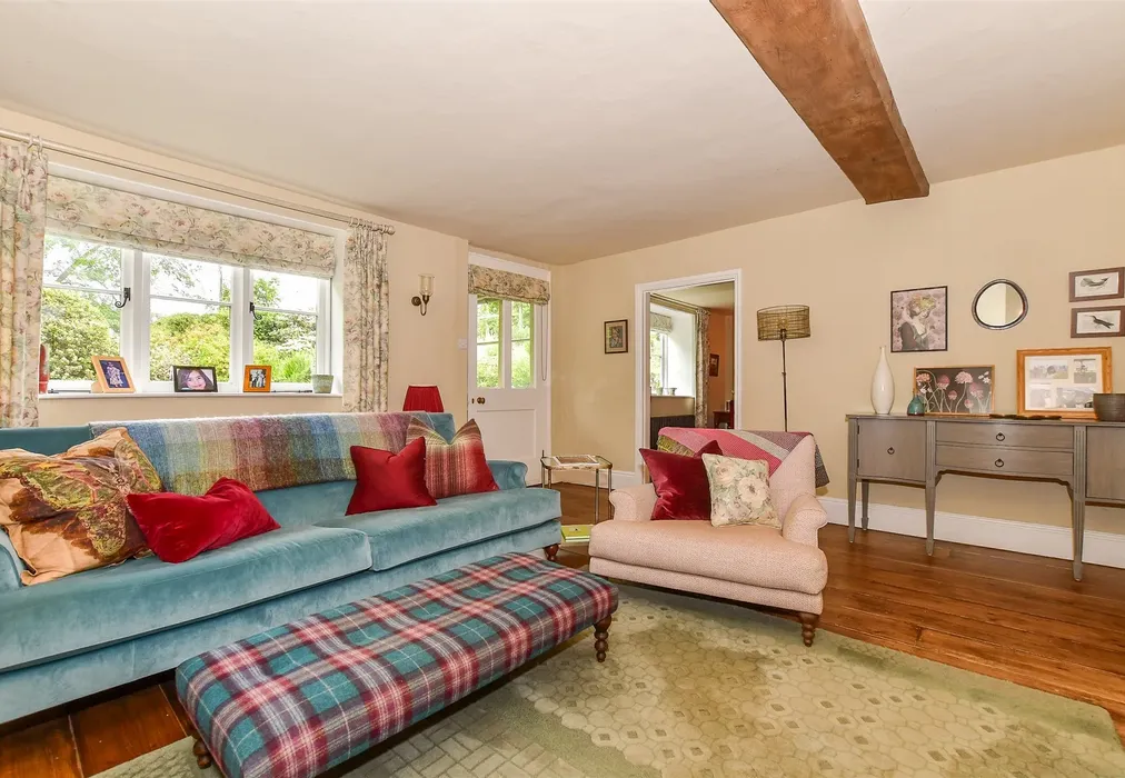 Sitting Room - Woods Green, Wadhurst, East Sussex - Wards of Kent
