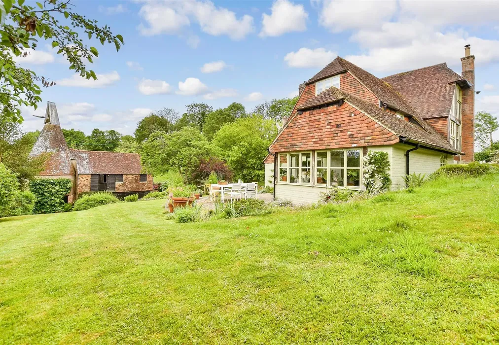 Rear Elevation - Woods Green, Wadhurst, East Sussex - Wards of Kent