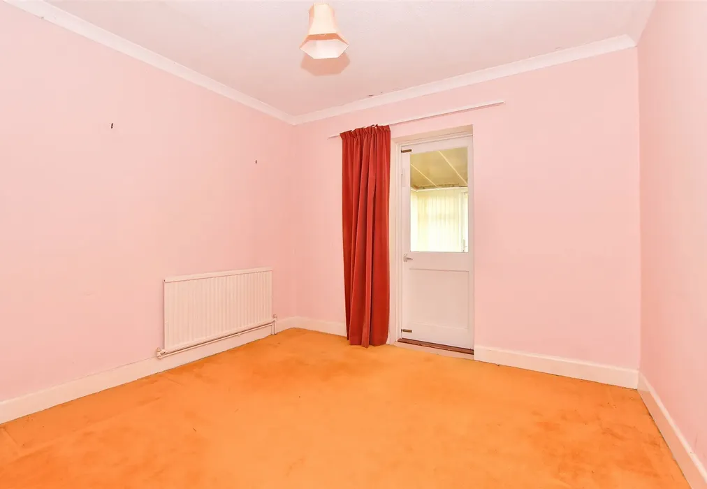 Bedroom 2 - Appledore Road, Tenterden, Kent - Wards of Kent