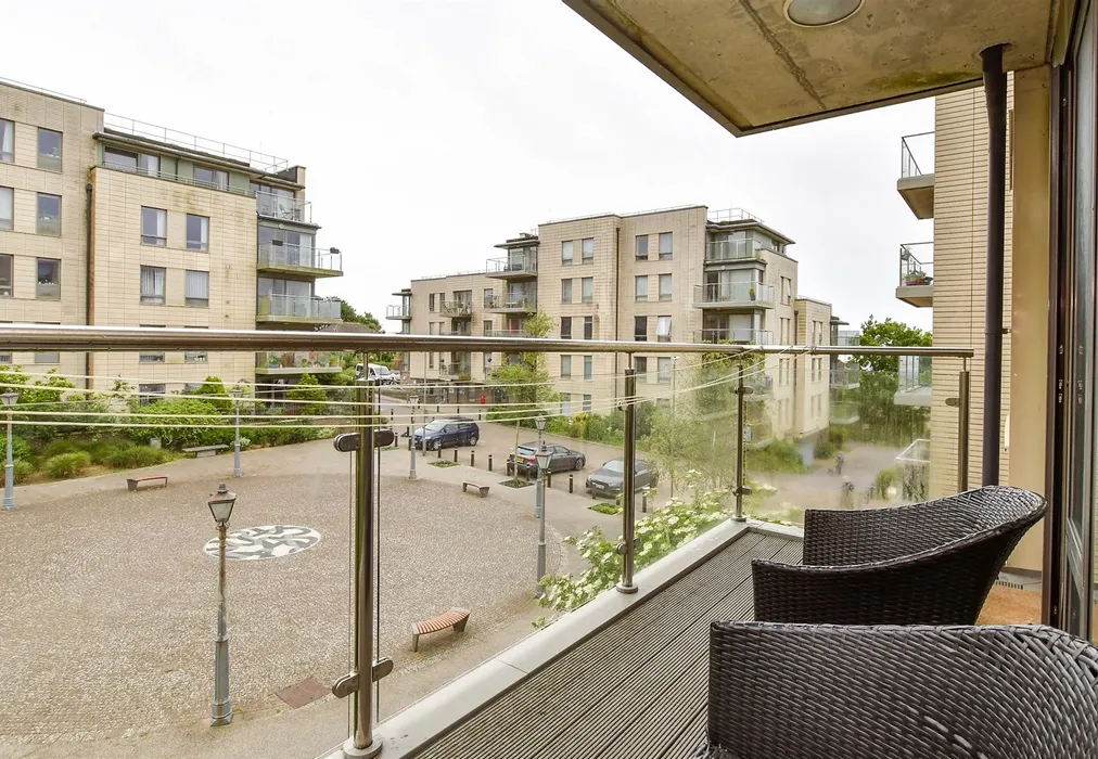 Balcony - Pankhurst Avenue, Brighton, East Sussex - Wards of Kent